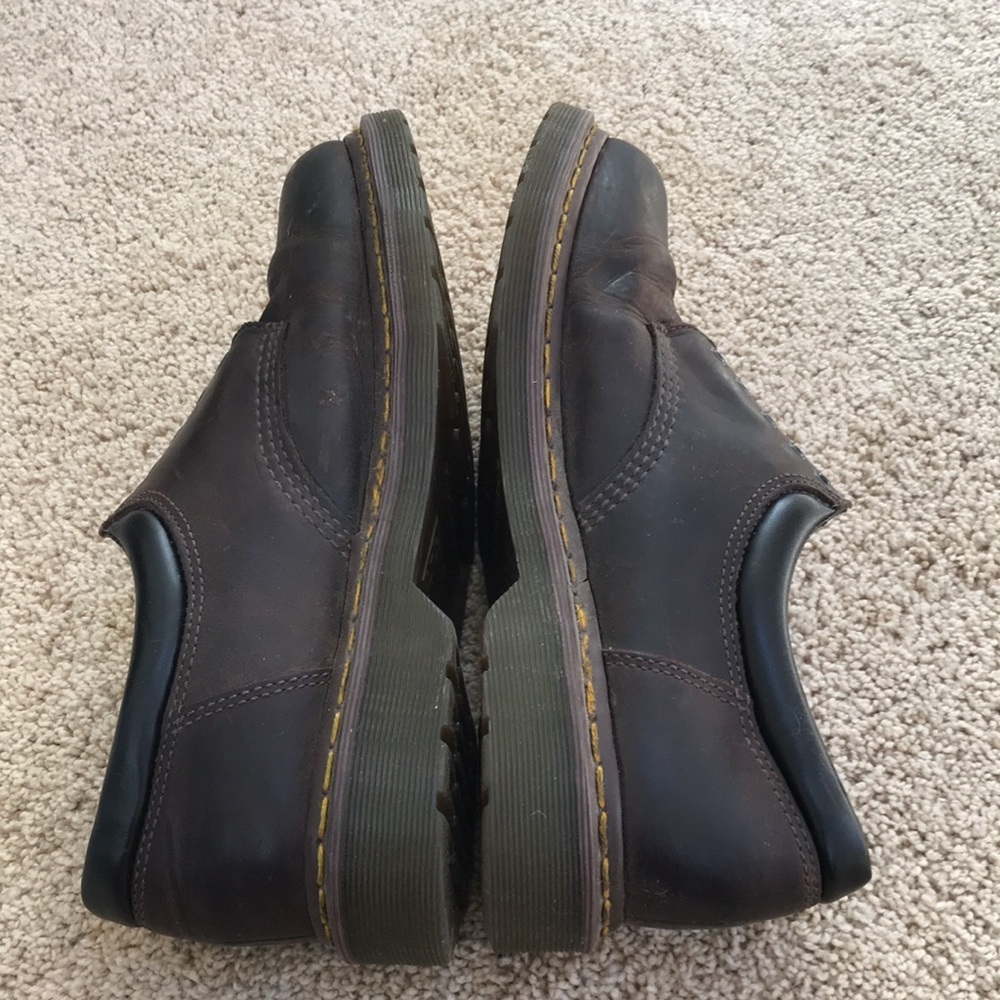 Dr Martens airwair Mens SZ 10 brown boots. - Picture 8 of 10